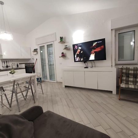 Casa Vacanze 피우미치노 외부 사진